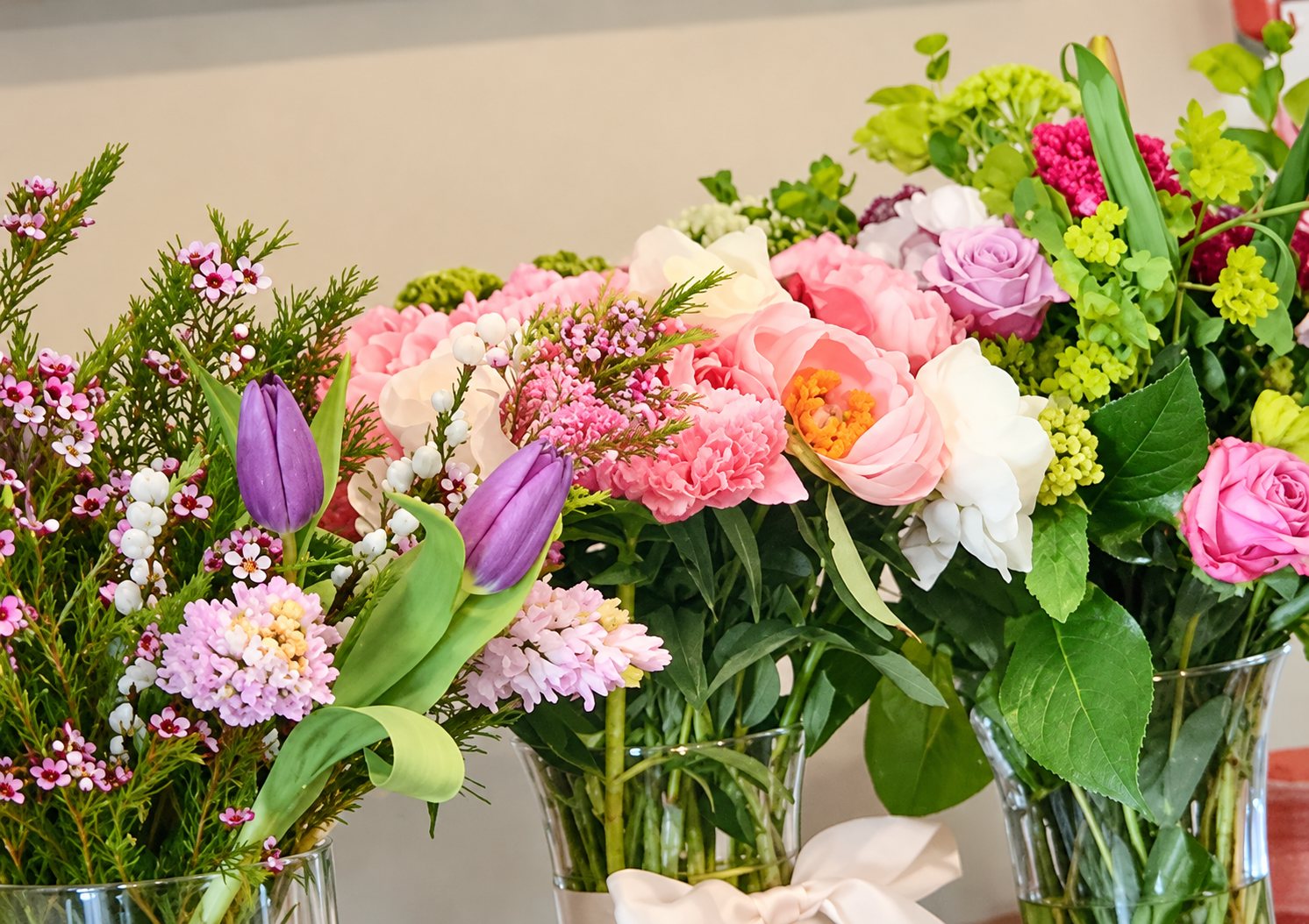 식탁의 꽃 · Flowers for the table